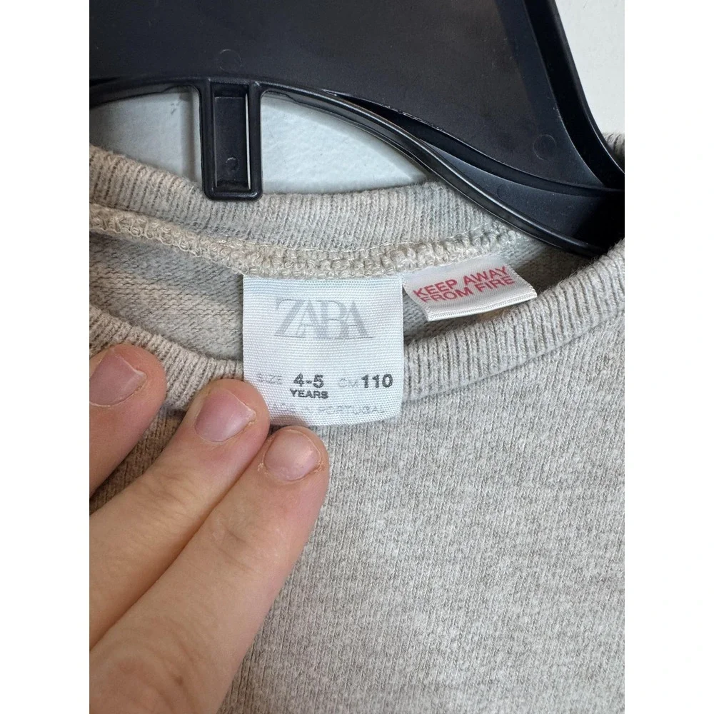 Zara Sweater Youth 4-5‎ Years Crewneck Pullover Front Pockets Girls Boys Soft